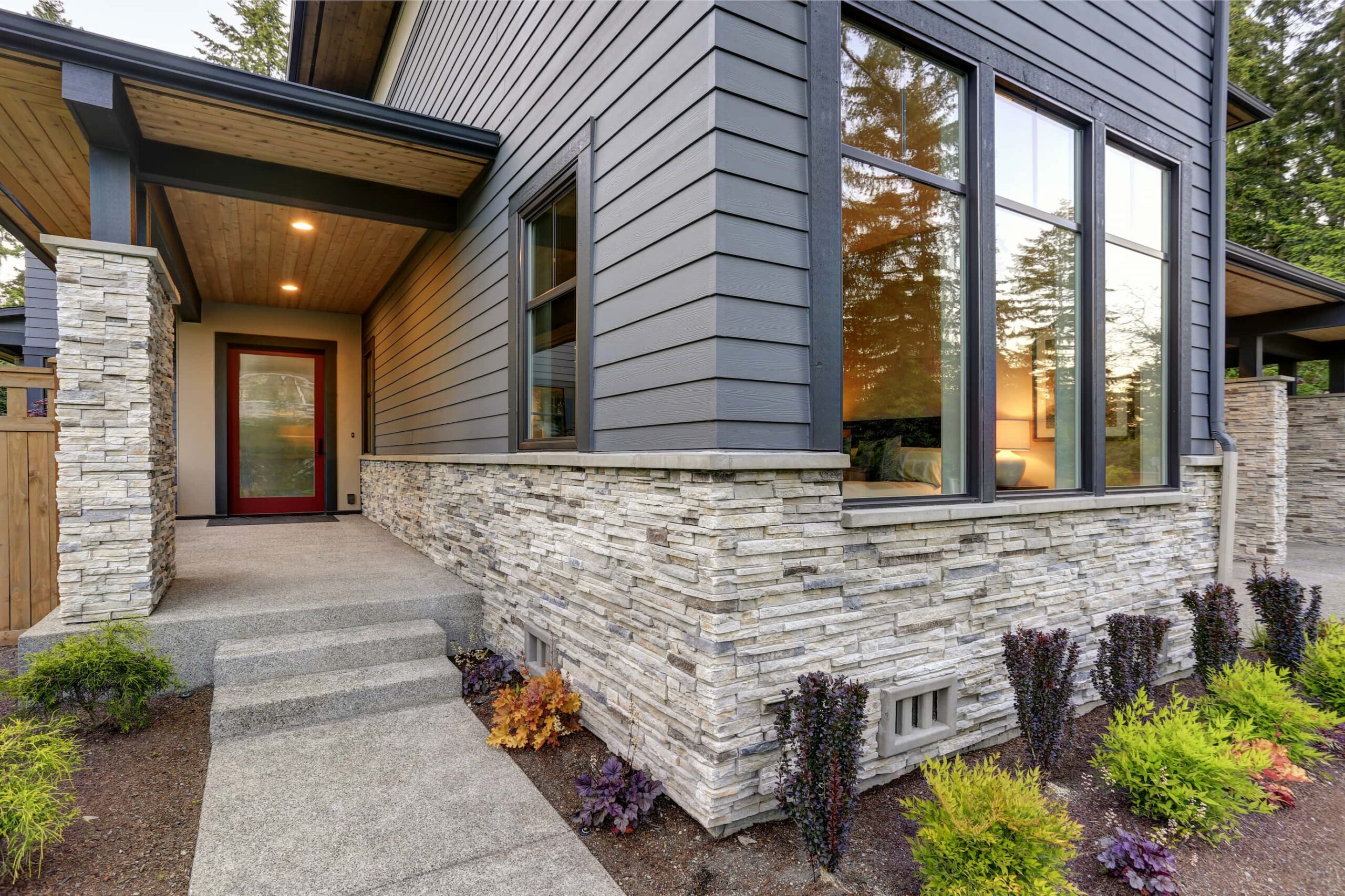 Looking for an Oklahoma Siding Contractor?