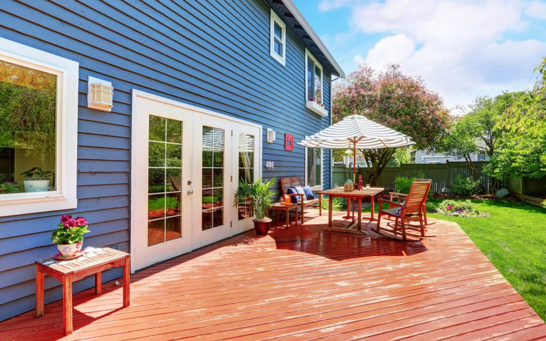 Wood Siding vs. Hardie Board – Which One is Much Better?